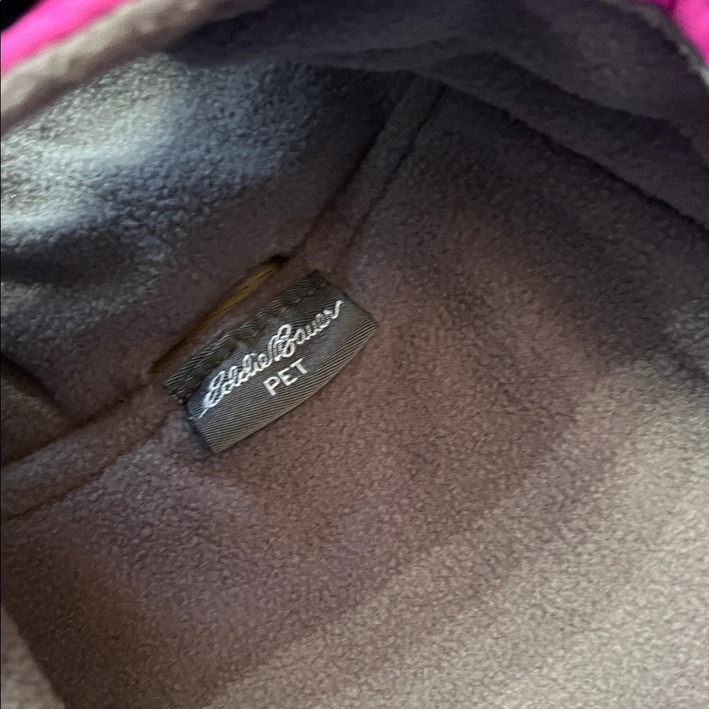Eddie Bauer ~ pink/orchid quilted dog coat, size M, in good condition! - Picture 9 of 13